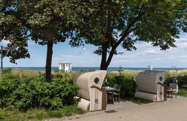 Zimmer Stammhaus seitlicher Meerblick - Hotel Seebrücke