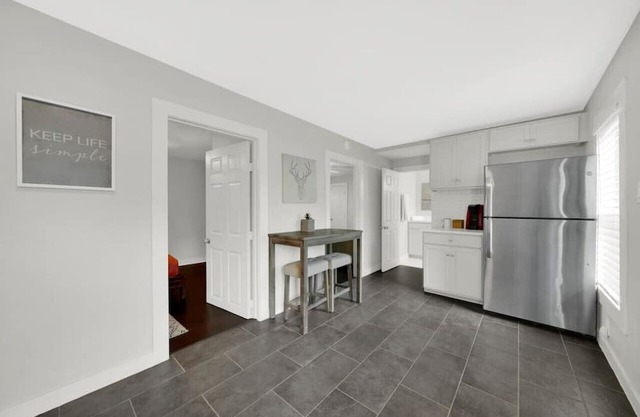 All You Need - Central! Gated 1bed/1bath/Parking!