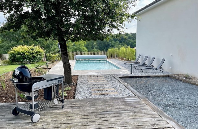 Maison Moderne à la Campagne, Climatisée, Piscine Chauffée Privative