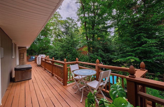 Gorgeous LUX 4 Bedrooms with 6 Beds Home RARE