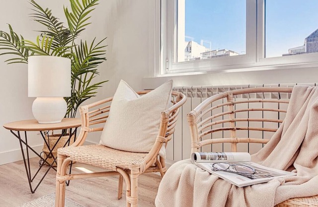 Main Street Deluxe Apartment