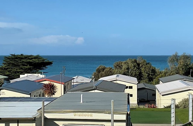 Modern bright seaside cabin in popular tourist park