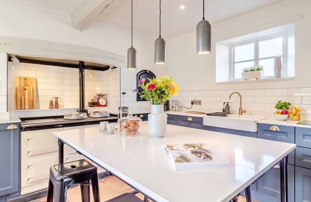 5 bedroom accommodation in Methwold