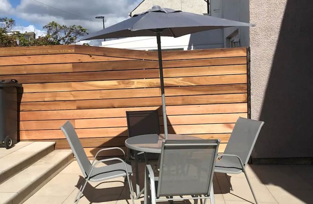 Fabulous Cozy Sea Front Cottage