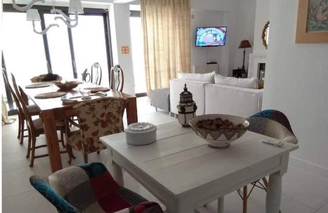 Apartment 'Unique Loutraki' with Sea View, Wi-Fi and Air Conditioning