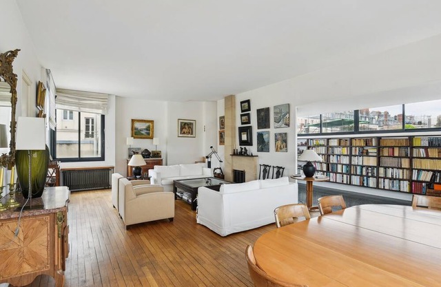 Atypical flat in Montsouris