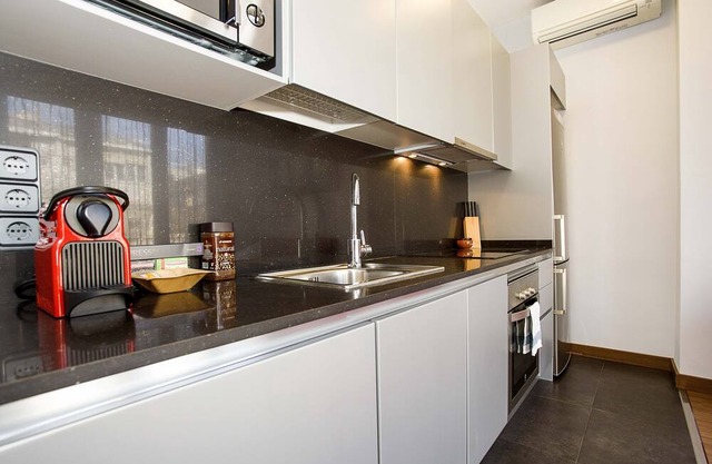 POBLE NOU LOFT with ROOF TERRACE 1 Ref MRHAF