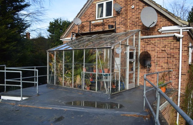 Weybridge shared house in very upmarket area where celebs live.