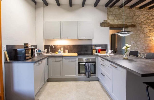 Gite Thénac, 3 bedrooms, 6 persons