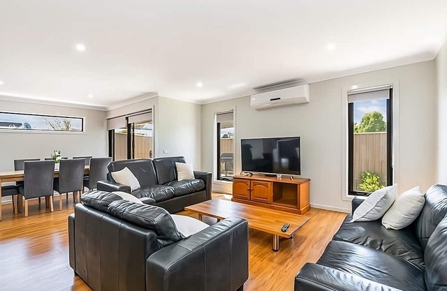 A Home in Averys Ideal for a Group or a Family