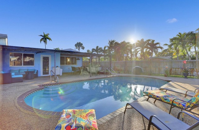 Spacious 5BDR villa with Pool, BBQ, Tennis Table, Air Hockey