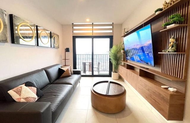 Majestic Apartment/Terrace/Gym/Parking/8PX/MTY