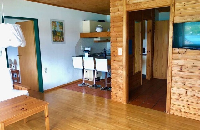Lakeside apartment Meixner