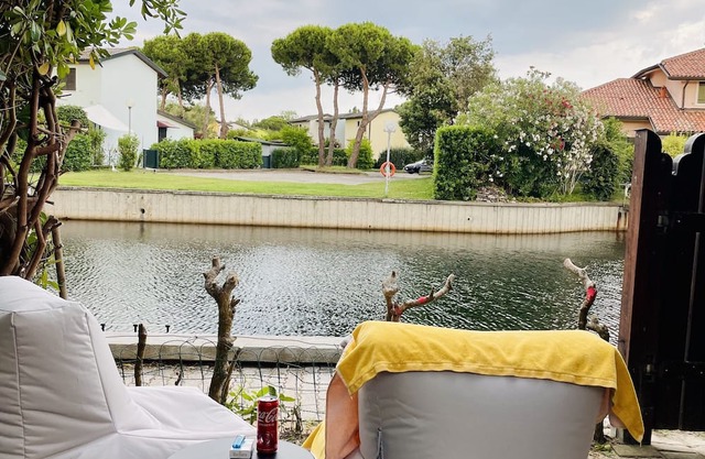 Casa Maucesca Albarella Kernsanierung Winter 23/24 Direkt am Wasser Gelegen