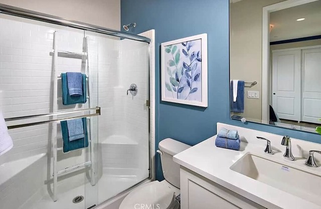 Full Home + Guest house Heart of Moreno Valley