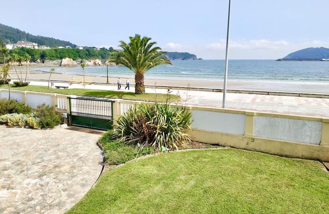 The Cliffs - Covas Seabreeze Cottage