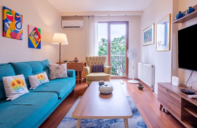 Pleasant Flat with Central Location in Sisli