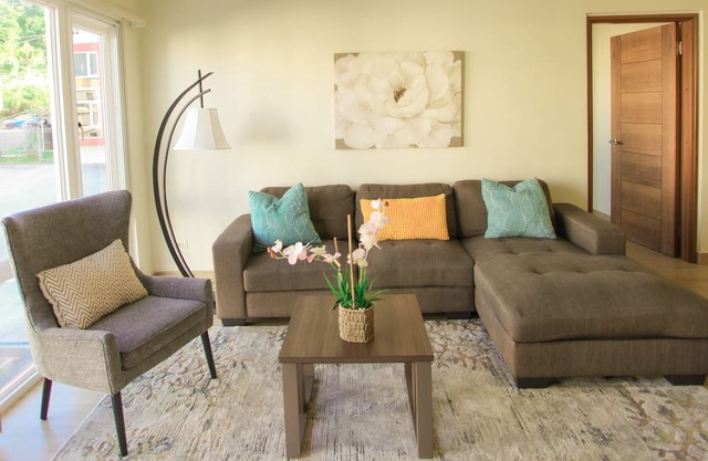 Luxury 3BD/2BA Condo - Unit 204 Tumon Isa