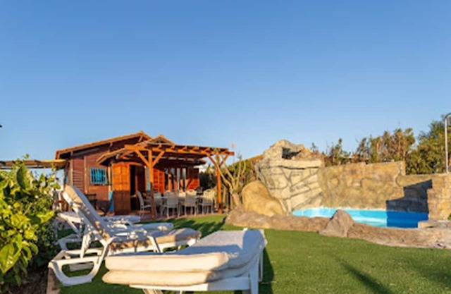 Casa Noray El Palmar-Swimming pool with water jets