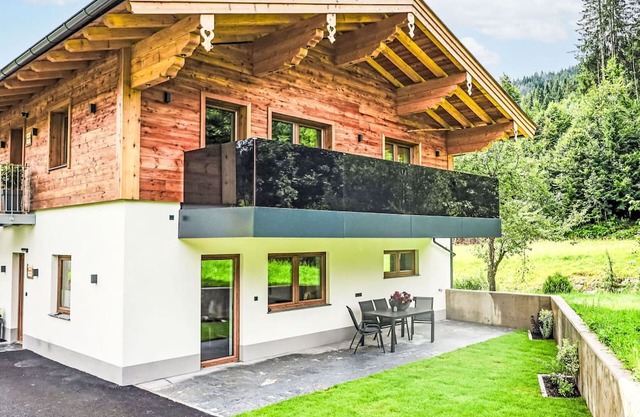 Cosy apartment for 4 people with WIFI, TV, terrace, pets allowed and panoramic view