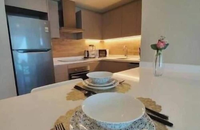 A Luxurious Sea View 1 Bedroom Apartment unit 2