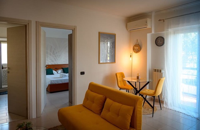 Peaceful apartment with AC in charming Ciampino