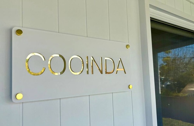Cooinda on the Green - Your Happy Place! Golf Course Retreat with Kangaroo Views