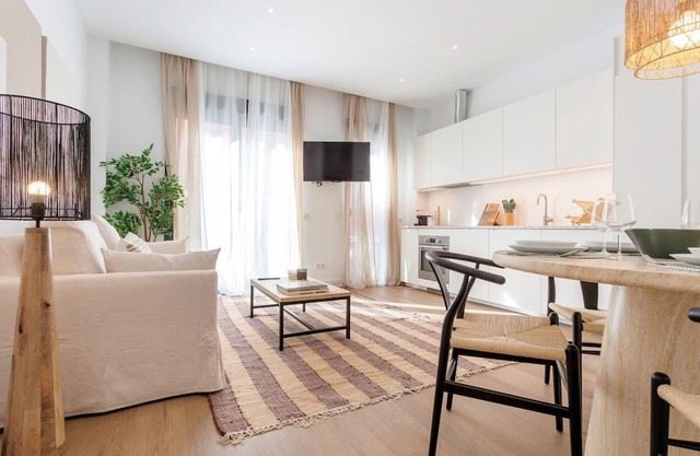 Lovely 2BD apartment in Madrid. Zabaleta I