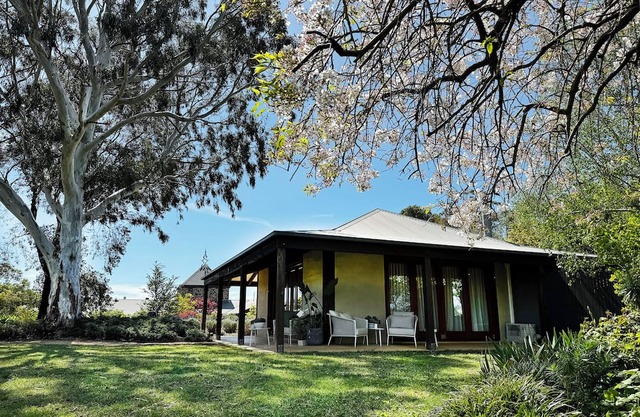 The Pavilion Yarra Valley pet friendly luxury retreat & boutique wedding venue