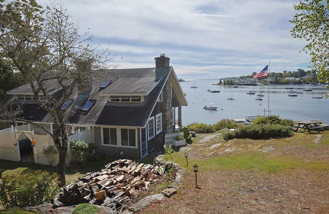 Quiet Oceanfront Cottage with Dock