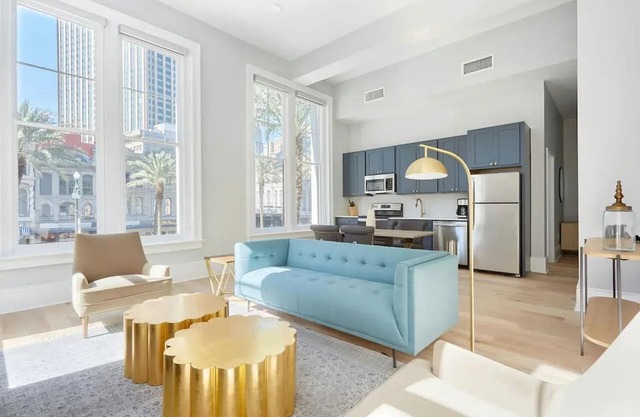 Full Hotel | Steps to French Quarter & Best Dining | Prime Canal St Location