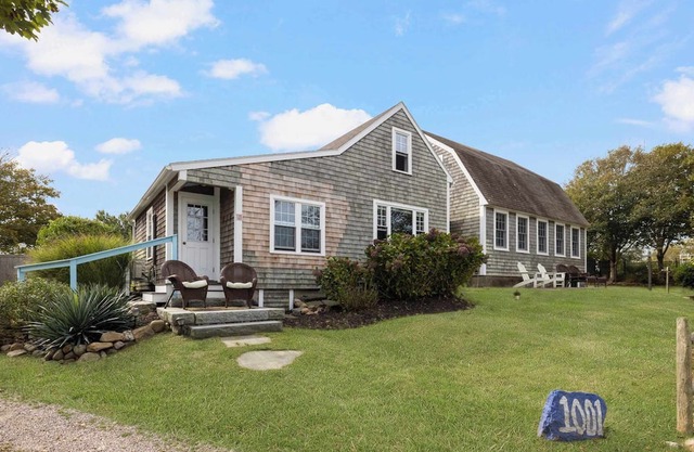 Sterling House Summar