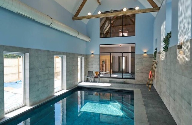 Les Campanes - Gîte for 8 people with indoor pool and sauna