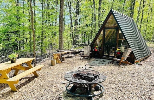 Escapology- Serene Glampsite!