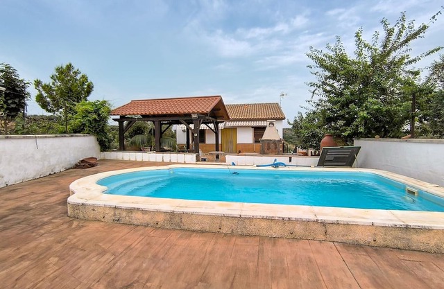 Amazing home in Villanueva del Rey