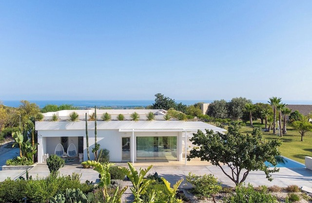 Agata - Four Bedroom Villa, Sleeps 8