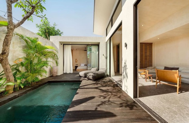 Villa Sunset Serenity 2BR Sunset View & Beach Walk