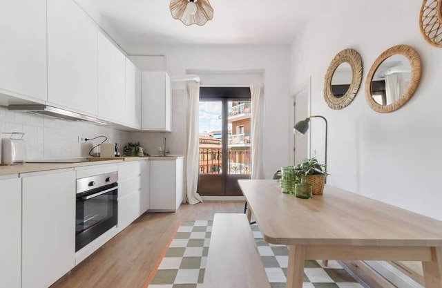 Green Lavapies II by Hogar4