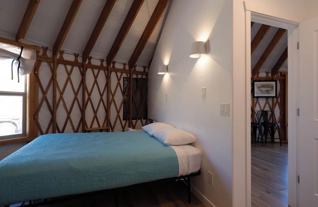 The Rendezvous Yurt - Simply rustic, modern amenities. Sleeps 12.