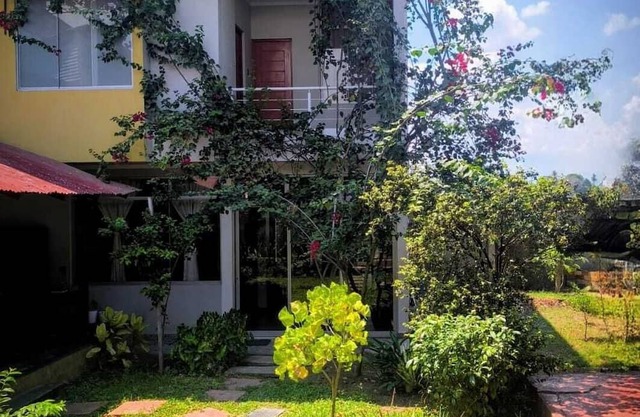 Beautiful house in the BUGANVILLAS 5 minutes from the airport and the central square.