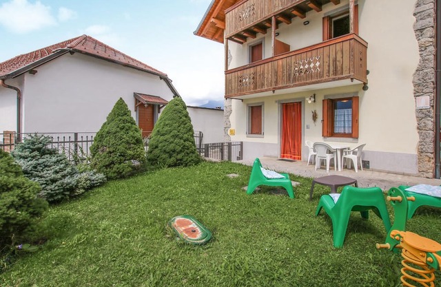 Lovely home in Avaglio with WiFi