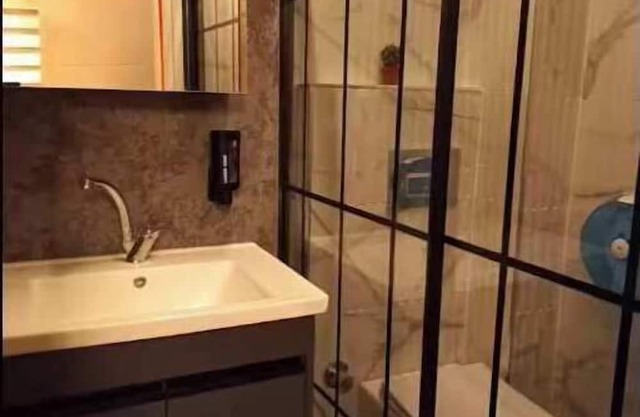 JirHouse Sarıköşk Smoked Room