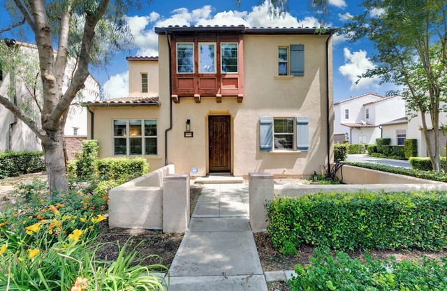 Terrific 3-bedroom house with AC in charming Chino