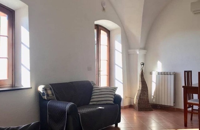 Accogliente Rustico 90mq, Giardino Vista Mare, Posto Auto, Animali Ammessi