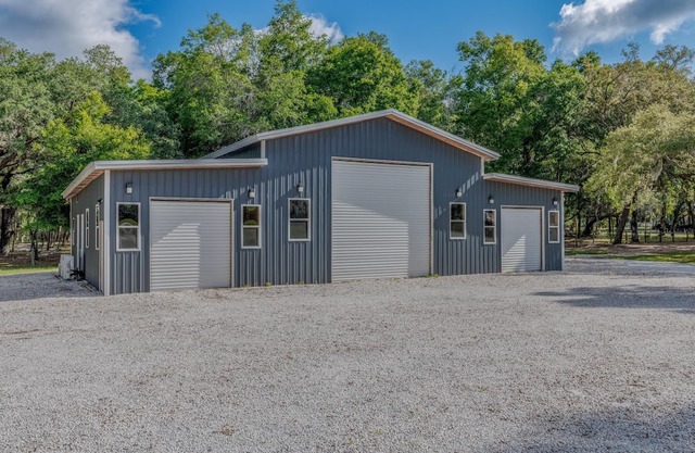 Wedding Venue in the Pines! Perfect venue for that special day. Rustic & Unique