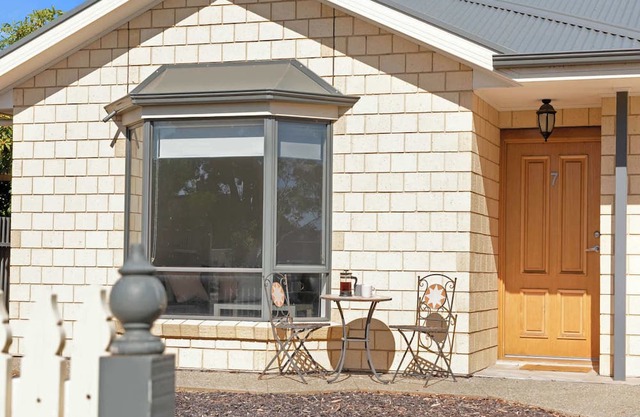 Brooking's Perch, Walk to Shops & River, WiFi