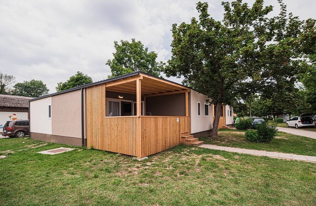 Lake Serenity Premium Mobile Homes-3Bedroom 15/023