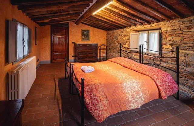 Casolare della Quiete ; Rustico Toscano [ 6 rooms ; 4 baths ]