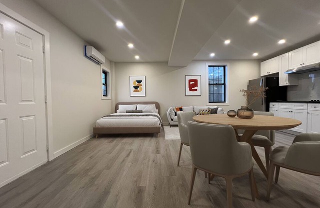 Cozy apartment in tranquil Yonkers with WiFi, AC
