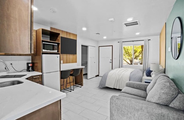 Peppertree Studios D9